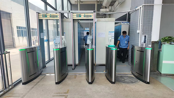 閘機(jī)的基本組成部分是哪些？